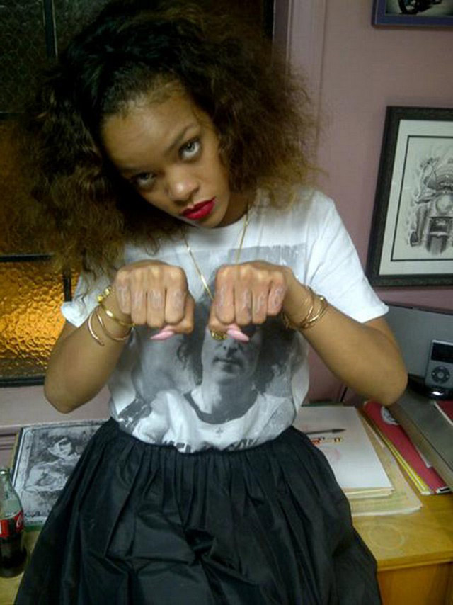 Rihanna got a Thug Life tattoo on her knuckles